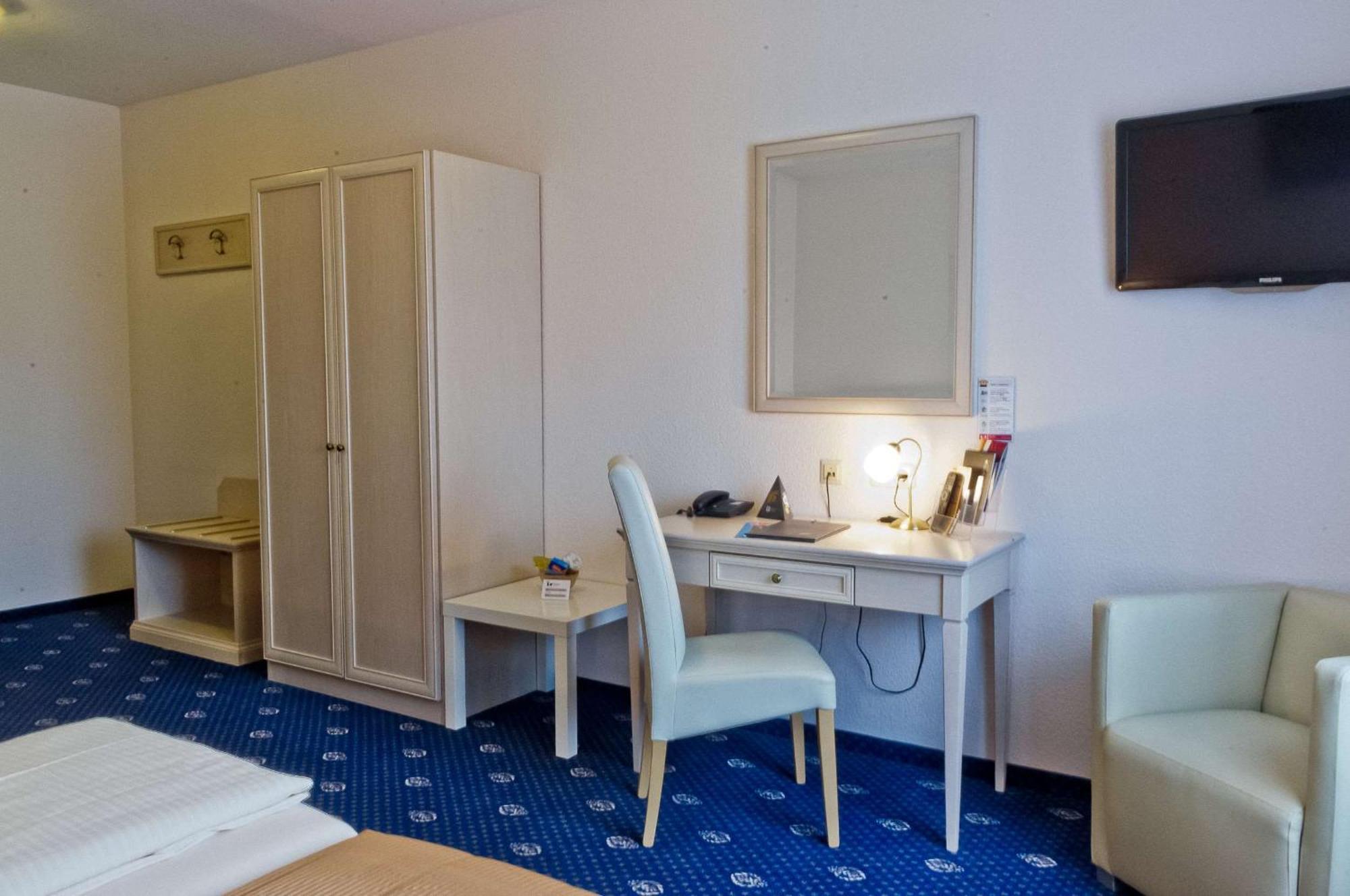 Arthotel Ana Petite Gersthofen Exterior photo